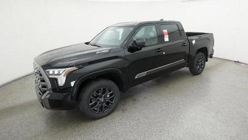 2025 Toyota Tundra Hybrid Platinum