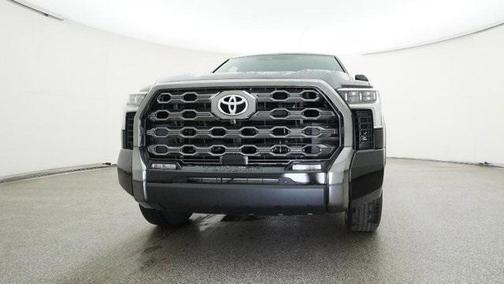 2025 Toyota Tundra Hybrid Platinum