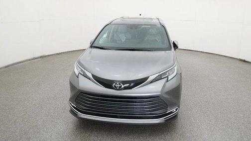 2026 Toyota Sienna Limited