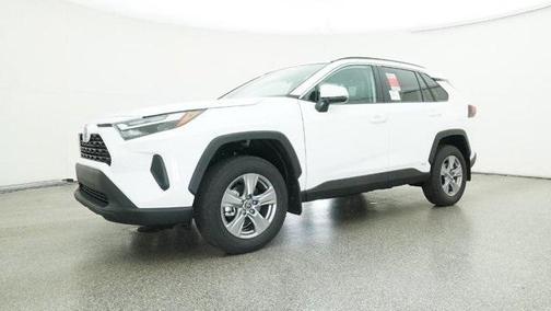 2025 Toyota RAV4 Hybrid XLE