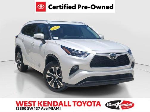 2025 Toyota Highlander XLE