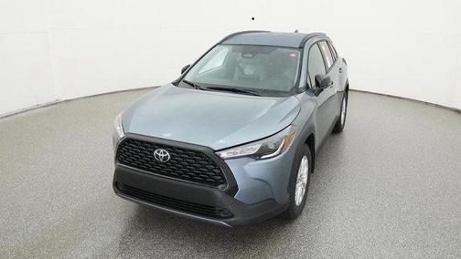 2025 Toyota Corolla Cross LE