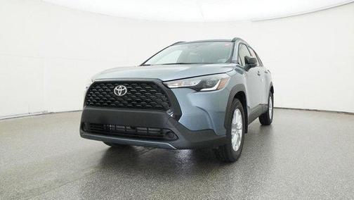 2025 Toyota Corolla Cross LE