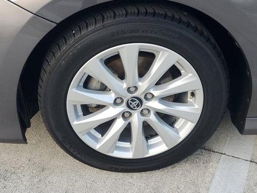 2020 Toyota Camry LE