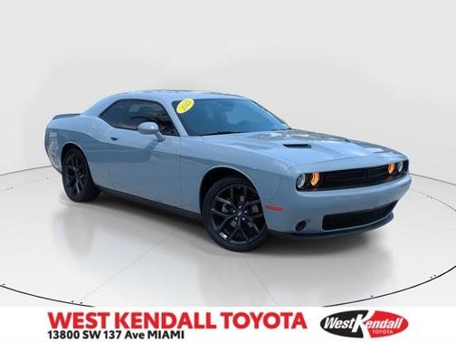 2022 Dodge Challenger SXT