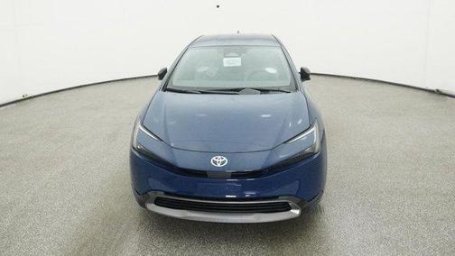 2025 Toyota Prius XLE