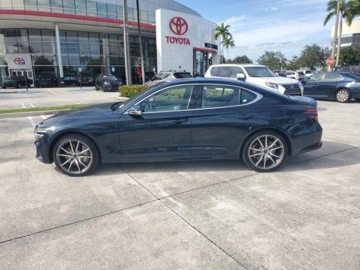 2025 Genesis G70 2.5T