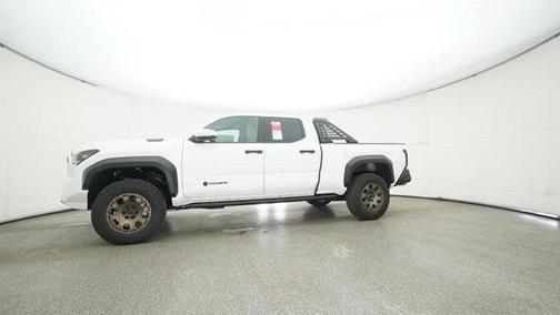 2025 Toyota Tacoma Hybrid Trailhunter
