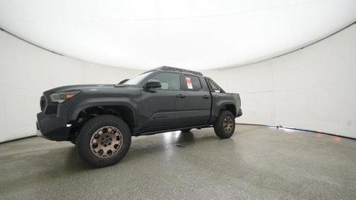 2025 Toyota Tacoma Hybrid Trailhunter