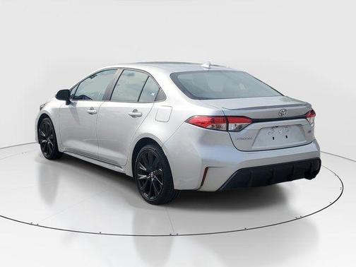 Classic Silver Metallic 2023 Toyota Corolla SE
