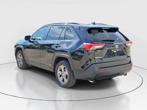 2023 Toyota RAV4 Hybrid LE