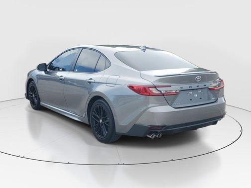 Metal 2026 Toyota Camry SE
