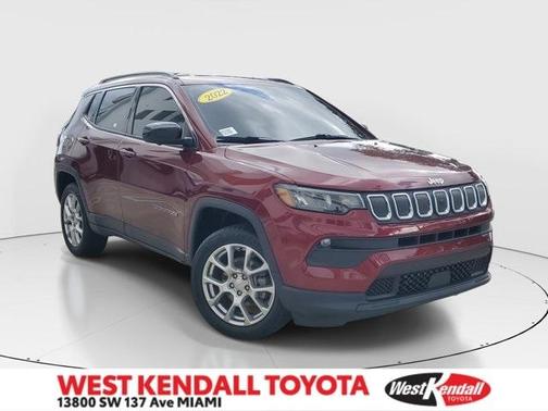 2022 Jeep Compass Latitude Lux