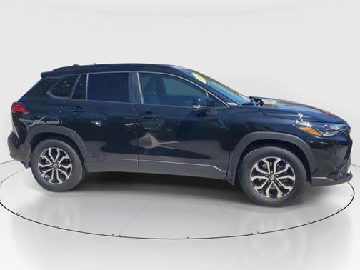 2024 Toyota Corolla Cross Hybrid SE