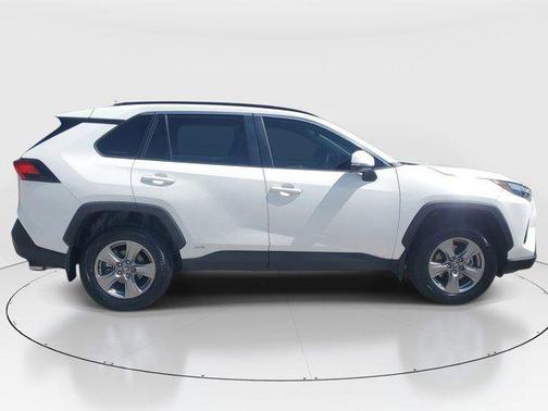 Ice 2024 Toyota RAV4 Hybrid XLE