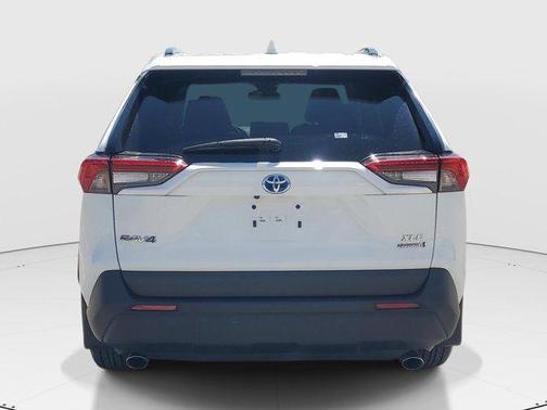 Ice 2024 Toyota RAV4 Hybrid XLE