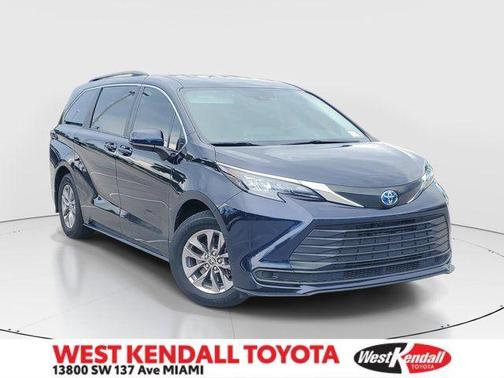 Gray 2024 Toyota Sienna LE