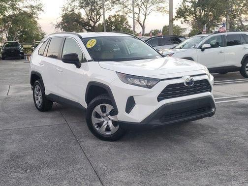 2021 Toyota RAV4 LE