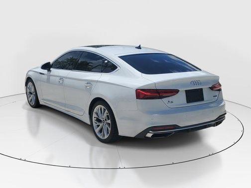 Glacier White Metallic 2022 Audi A5 2.0T Premium Plus