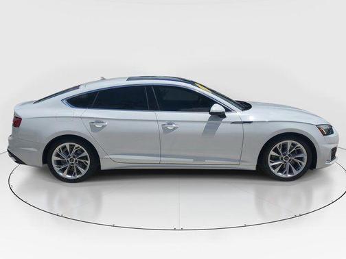 Glacier White Metallic 2022 Audi A5 2.0T Premium Plus