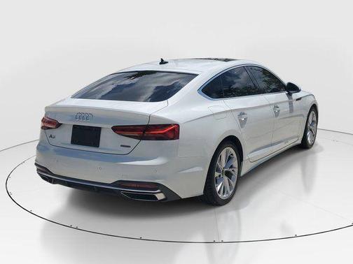 Glacier White Metallic 2022 Audi A5 2.0T Premium Plus