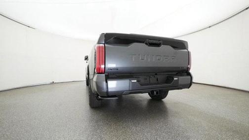 2025 Toyota Tundra Hybrid Platinum