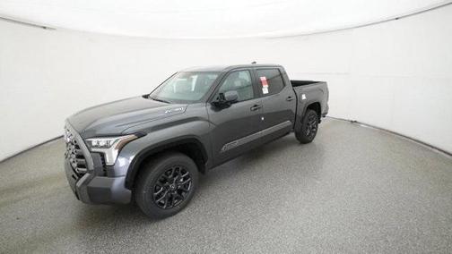 2025 Toyota Tundra Hybrid Platinum