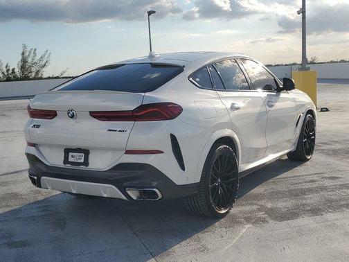2023 BMW X6 xDrive40i