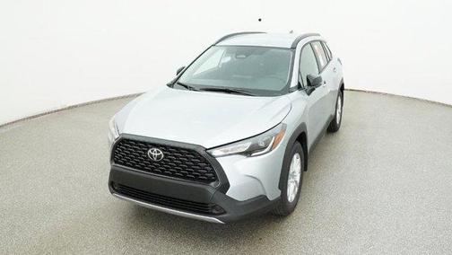 2025 Toyota Corolla Cross LE