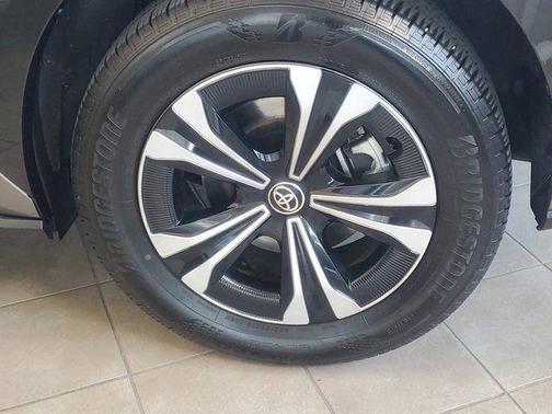 Metal 2024 Toyota bZ4X XLE