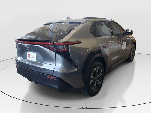 Metal 2024 Toyota bZ4X XLE