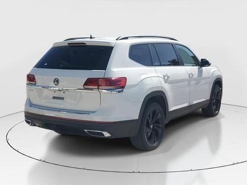 2023 Volkswagen Atlas 3.6L SE w/Technology