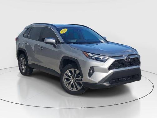 2022 Toyota RAV4 XLE Premium