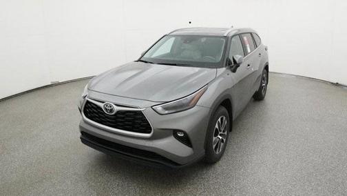 2025 Toyota Highlander XLE
