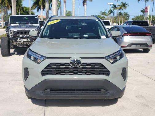 2023 Toyota RAV4 XLE
