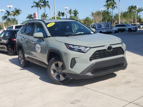 2023 Toyota RAV4 XLE