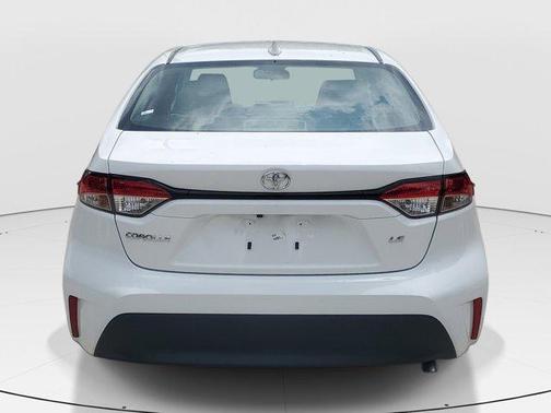 Ice 2025 Toyota Corolla LE