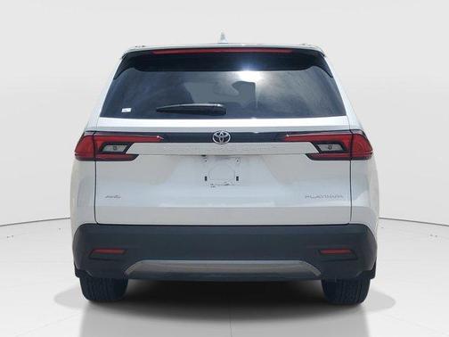 Pearl 2026 Toyota Grand Highlander