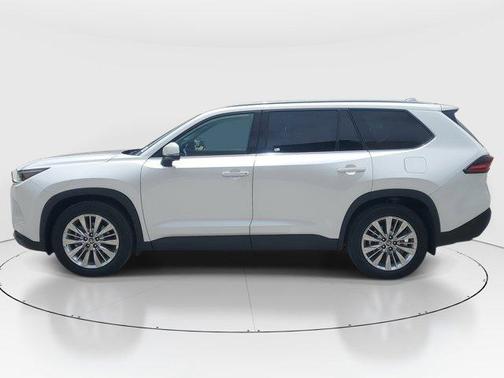 Pearl 2026 Toyota Grand Highlander