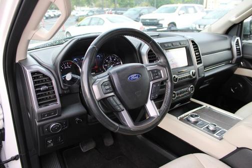 WHITE PLATINUM MET TRI-COAT 2019 Ford Expedition PLATINUM