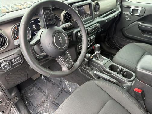 Granite Crystal Clearcoat Metallic 2019 Jeep Wrangler Unlimited SPORT