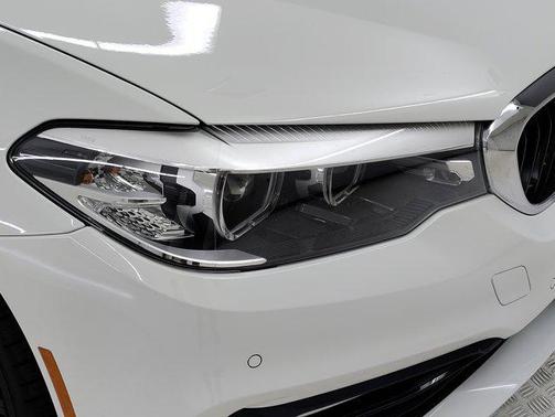 2018 BMW 530e iPerformance
