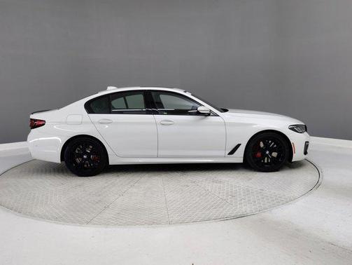 2023 BMW 540 i