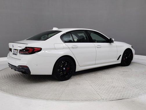 2023 BMW 540 i
