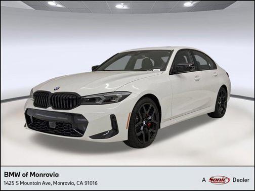 Alpine White 2026 BMW 330 330i