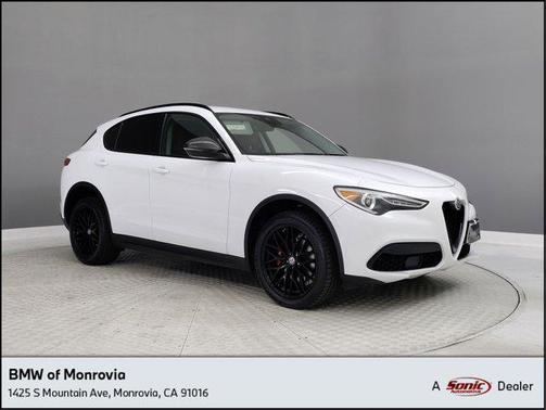 2019 Alfa Romeo Stelvio Sport