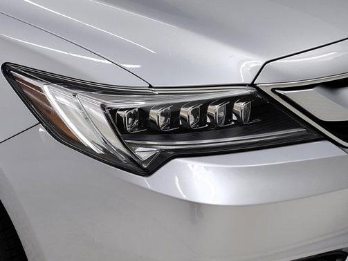 2017 Acura ILX AcuraWatch Plus Package