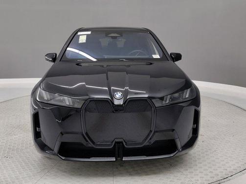 2026 BMW iX xDrive60