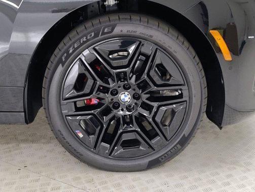 2026 BMW iX xDrive60