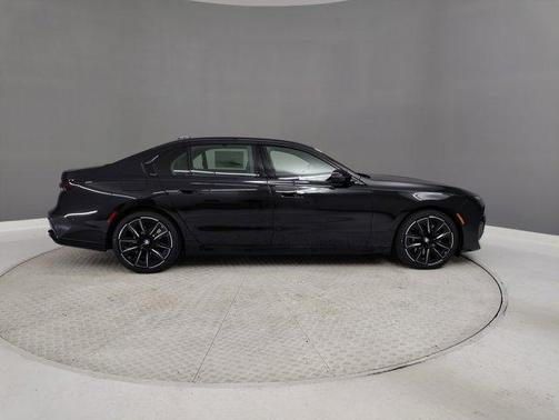 2025 BMW 760 i xDrive